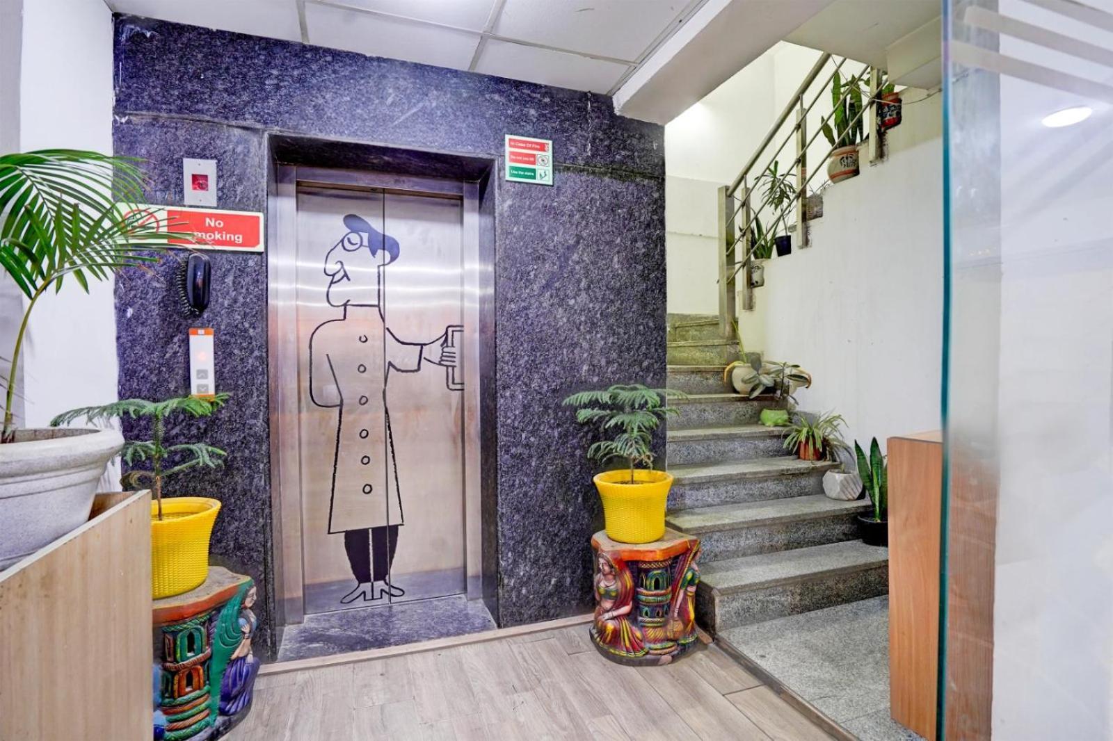 Hotel Gmd Zion Plaza A Family Hotel Nova Deli Exterior foto